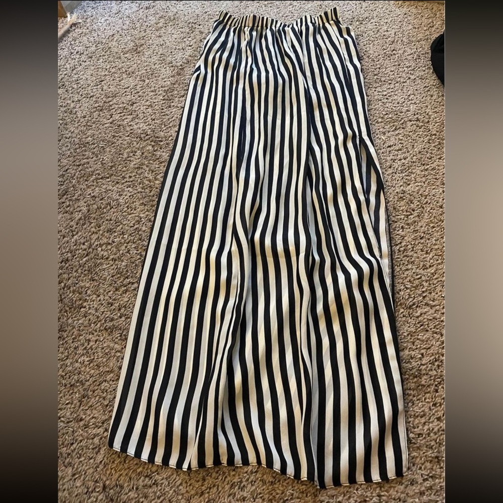 Woman’s Skirt